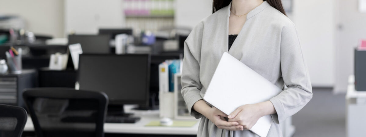 比較サイトや紹介に依存、常に営業に対する不安が。 中山さんから『Webサイトを営業マンとして育てれば良い。最後のクロージングだけ対応すれば良いところを目指しましょう』と言われて着実に前進